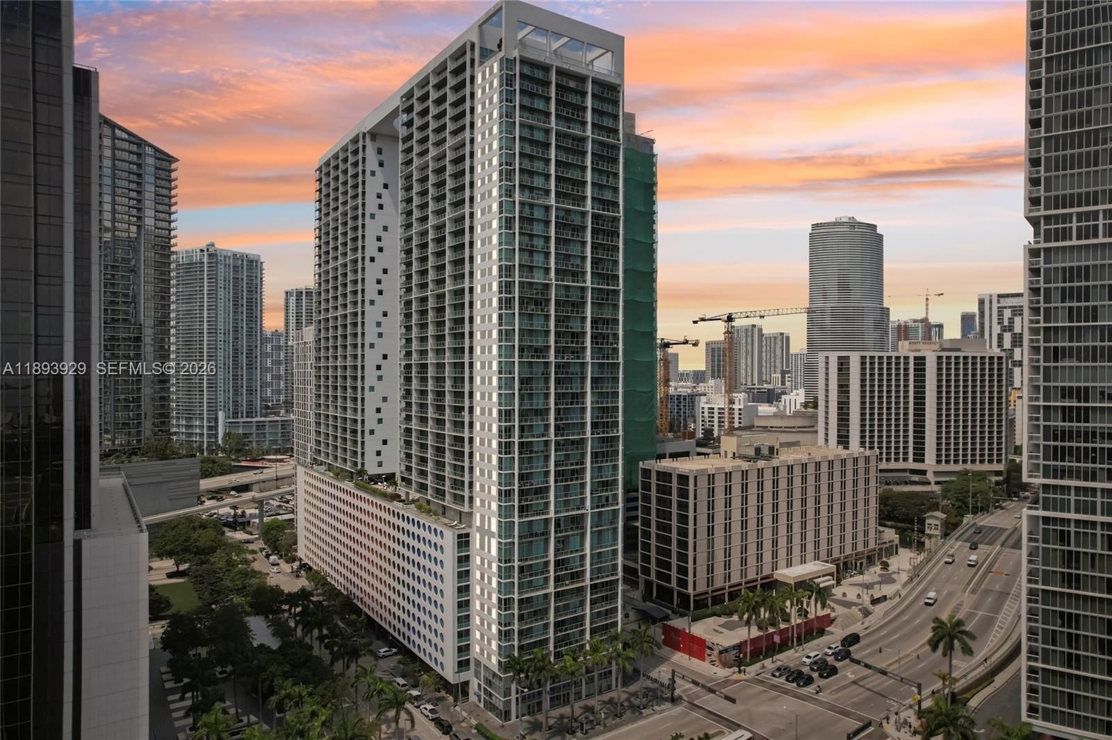 500 Brickell West – apartamenty