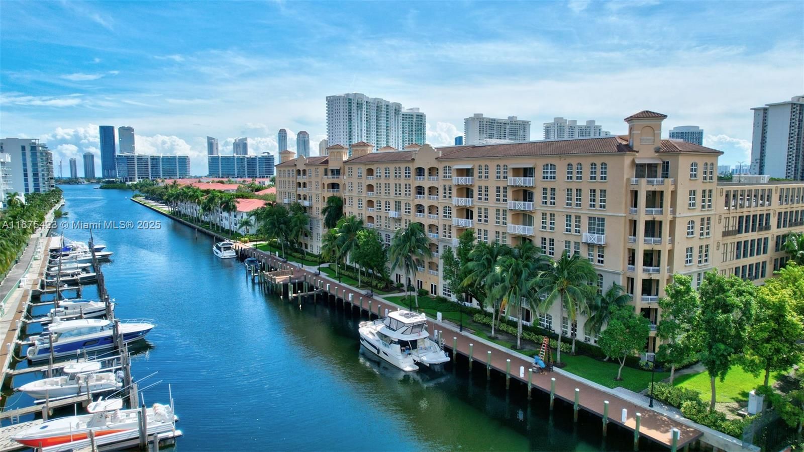 Alaqua – luksusowe apartamenty na sprzedaż