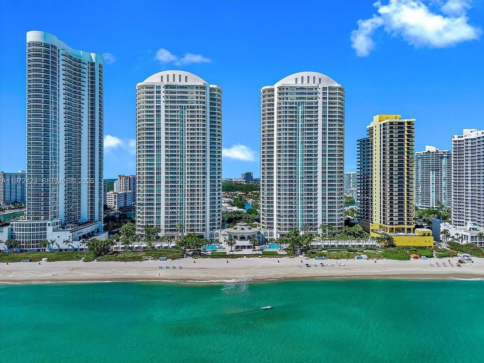 Kondominia Turnberry Ocean Colony North na sprzedaż Sunny Isles Beach