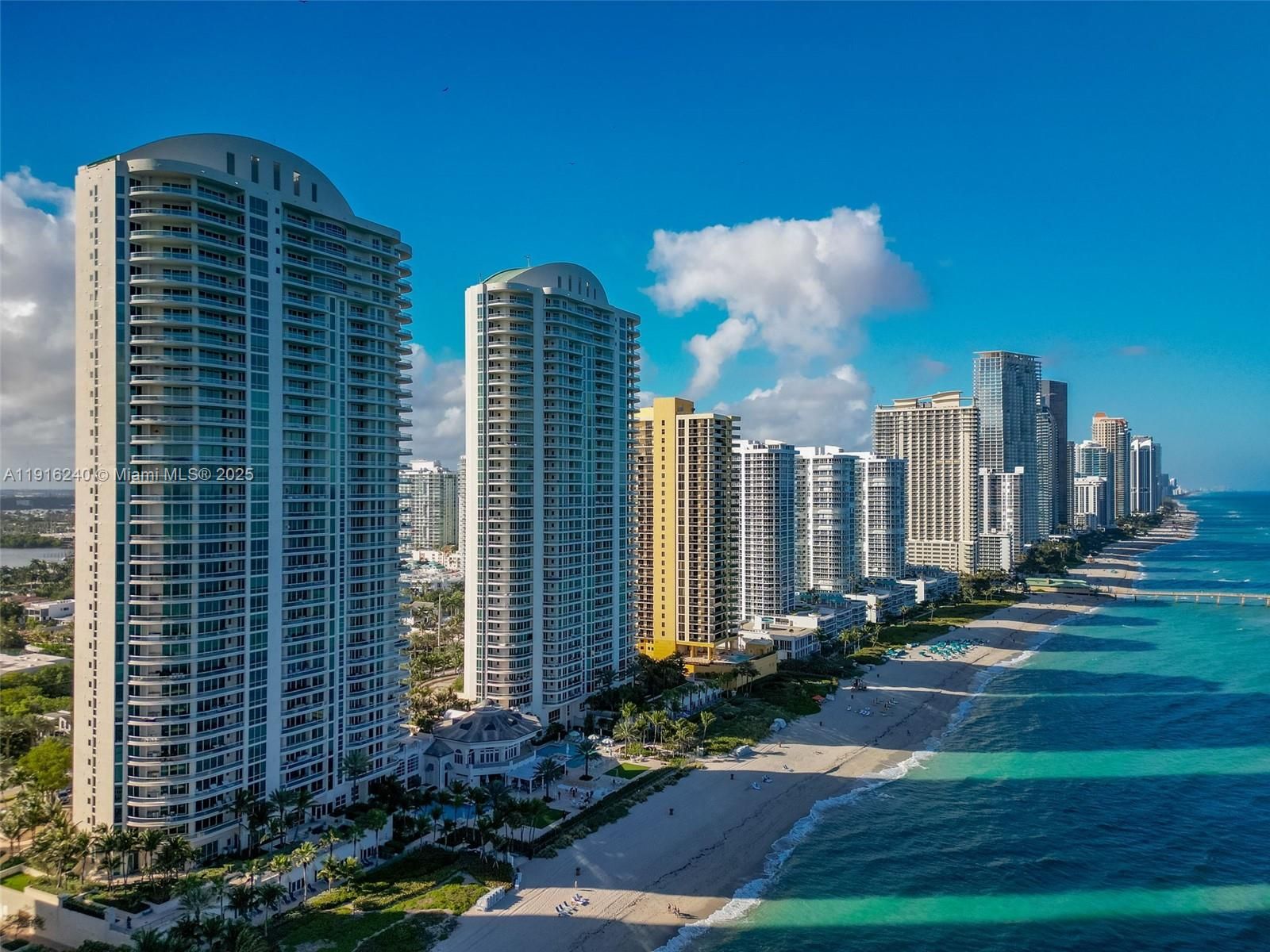 Kondominia Turnberry Ocean Colony South na sprzedaż Sunny Isles Beach