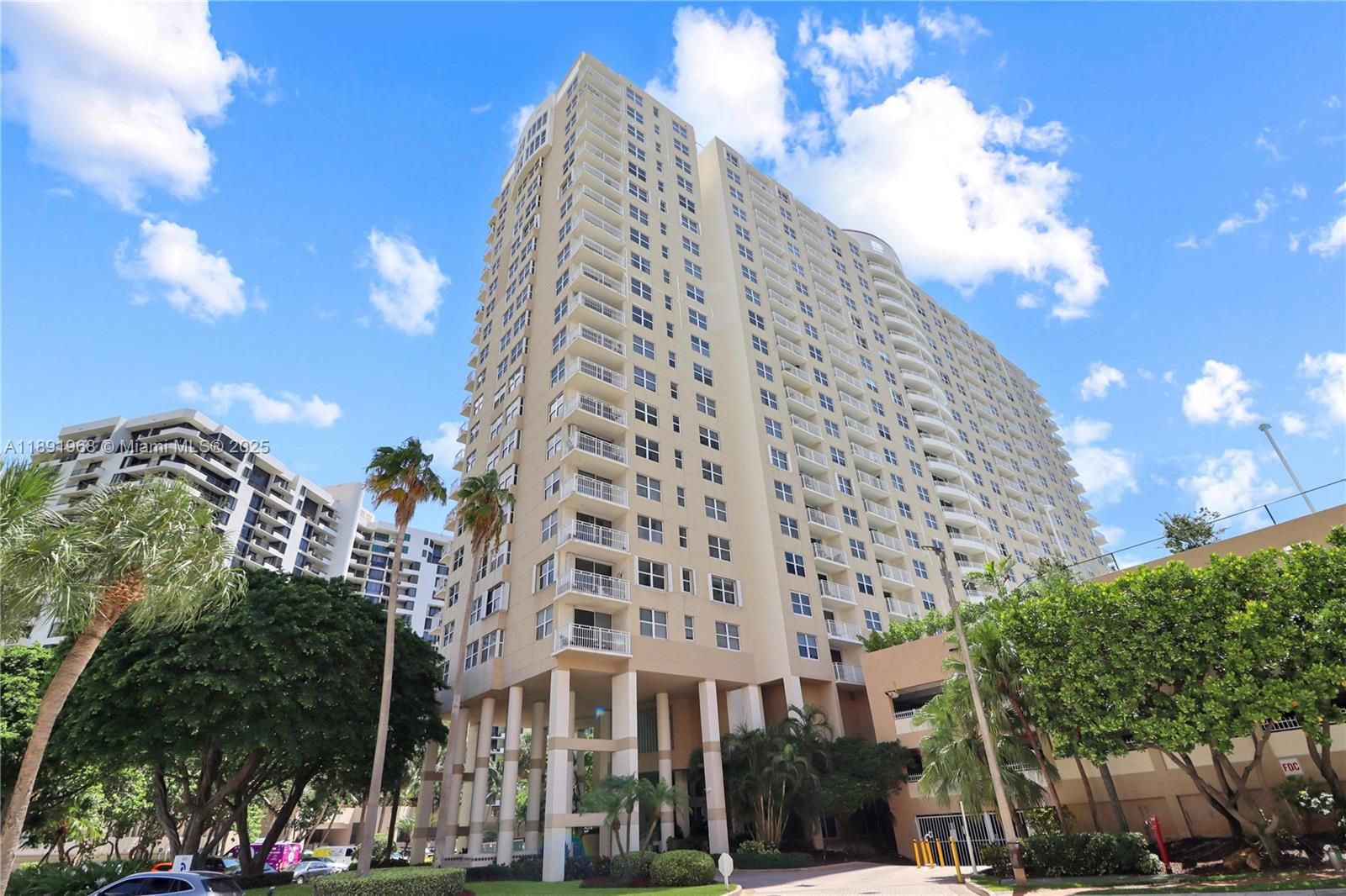 Apartamenty Isola on Brickell Key