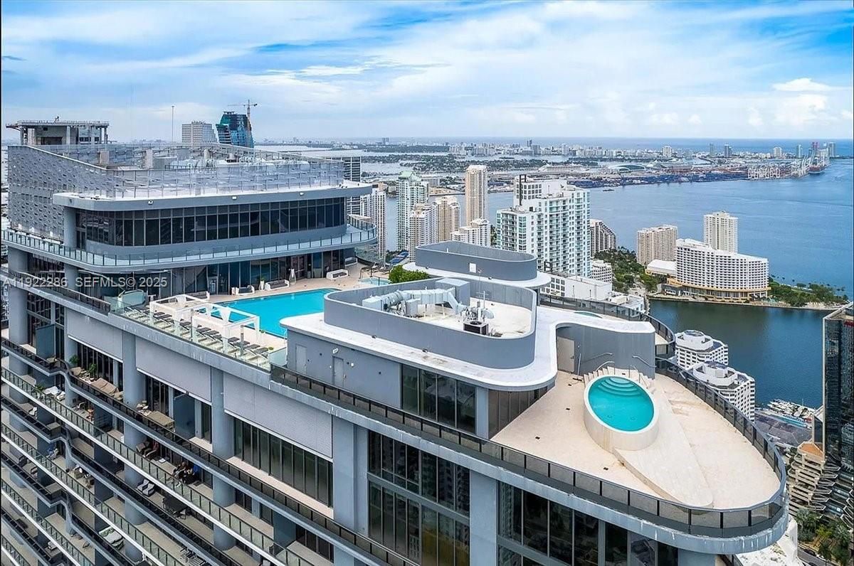 Brickell Flatiron – apartamenty condo