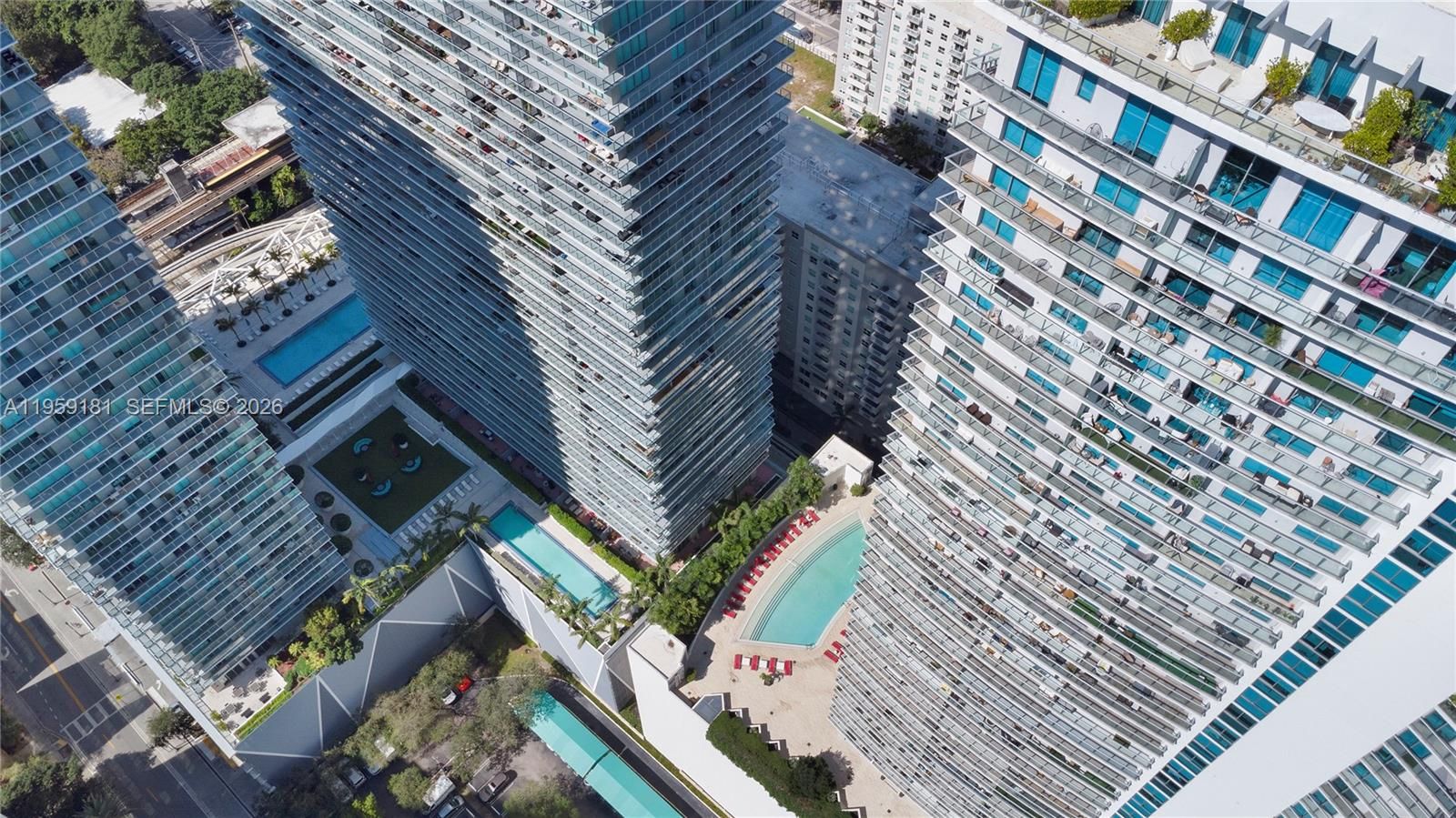 1100 Millecento Residences – apartamenty condo