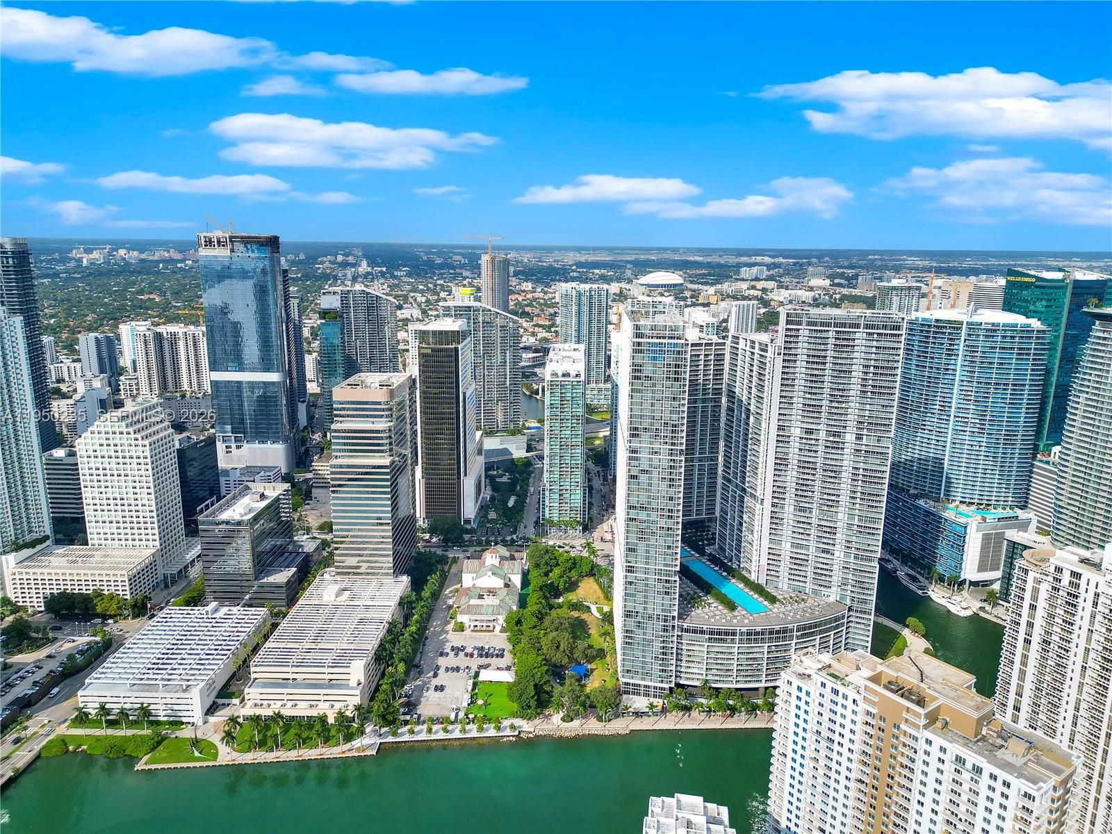 500 Brickell East – apartamenty condo na sprzedażv w Brickell
