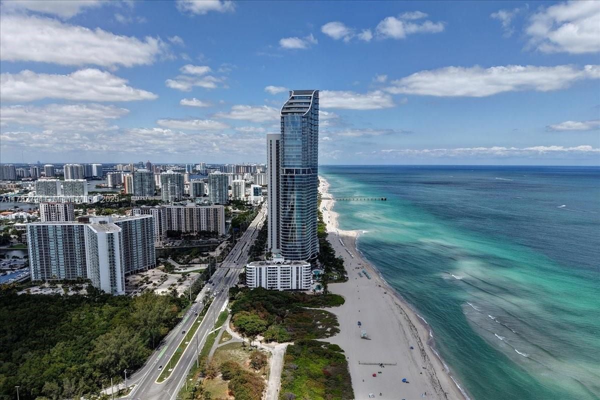 Rezydencje The Ritz-Carlton na sprzedaż Sunny Isles Beach