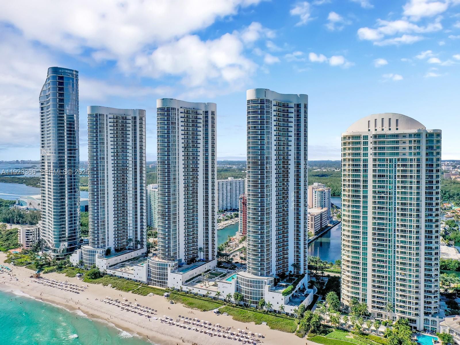 Kondominia Trump Tower II na sprzedaż w Sunny Isles