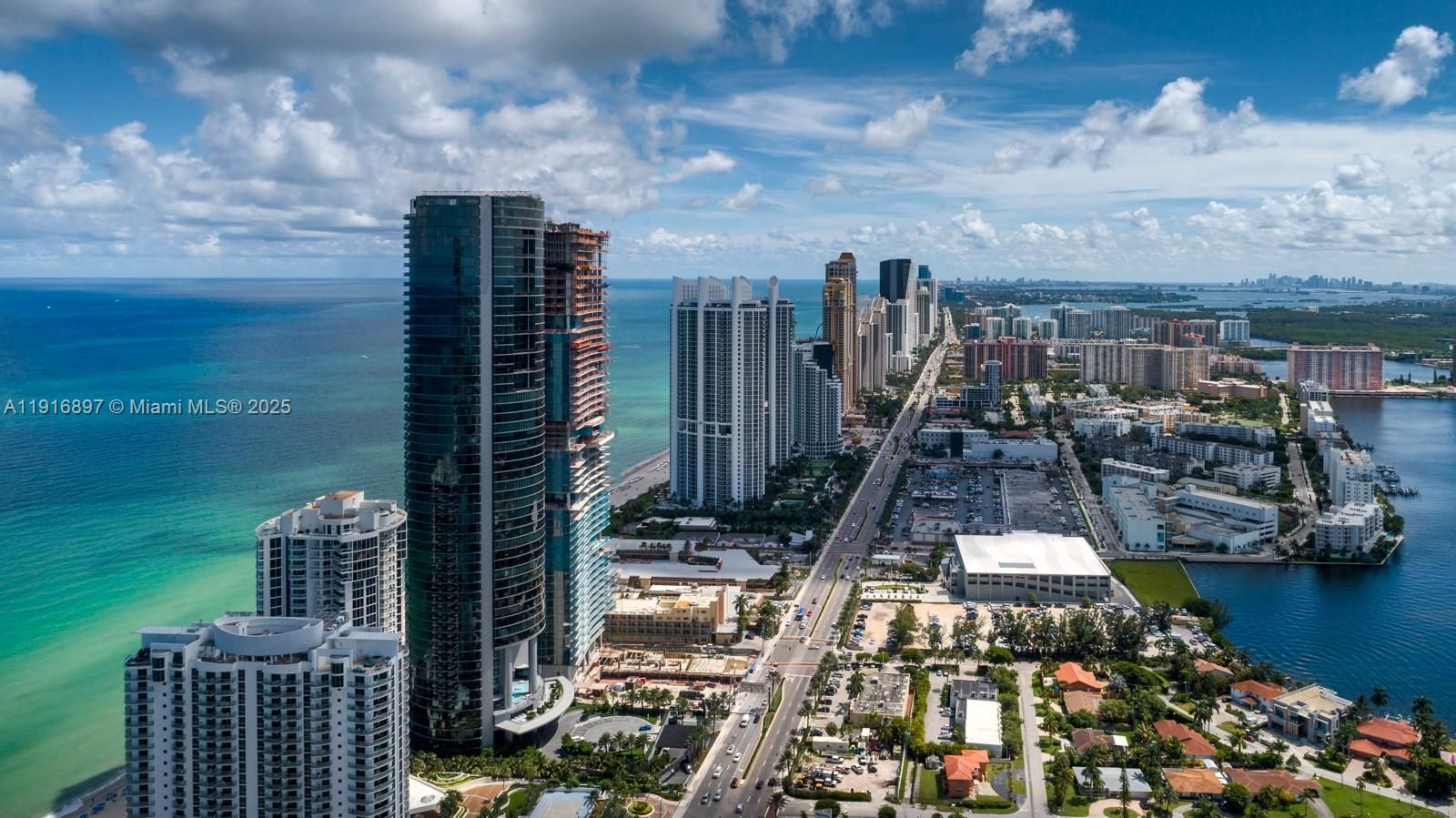 Porsche Design Tower – apartamenty condo na sprzedaż w Sunny Isles