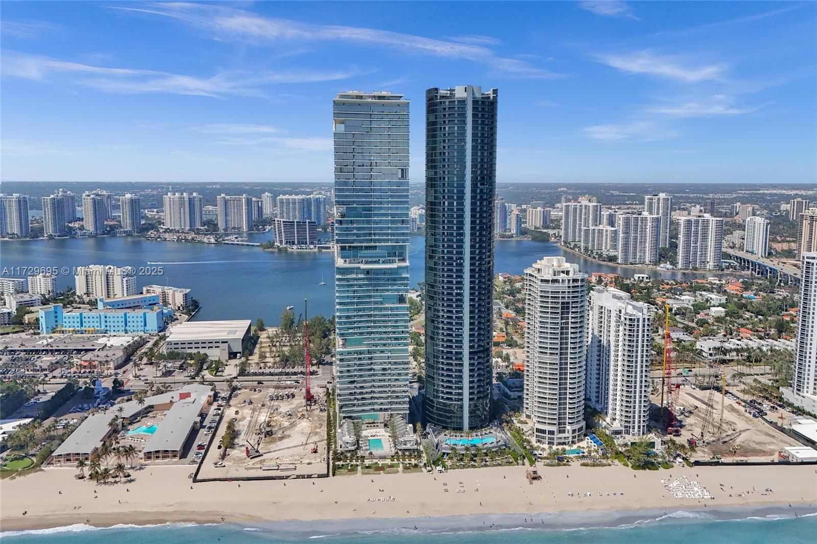 Kondominia Turnberry Ocean Club na sprzedaż w Sunny Isles