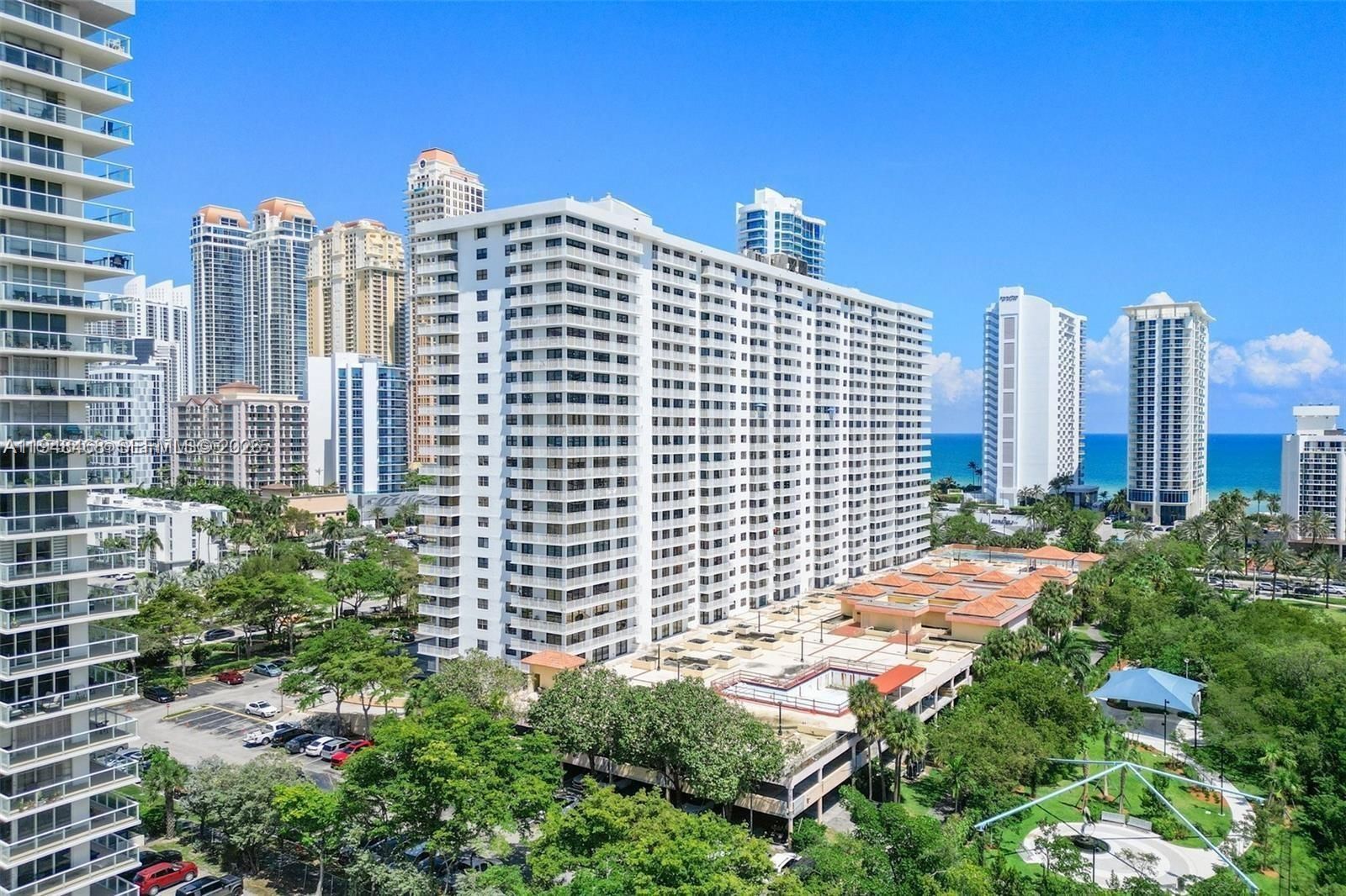 Winston Towers 600 Sunny Isles